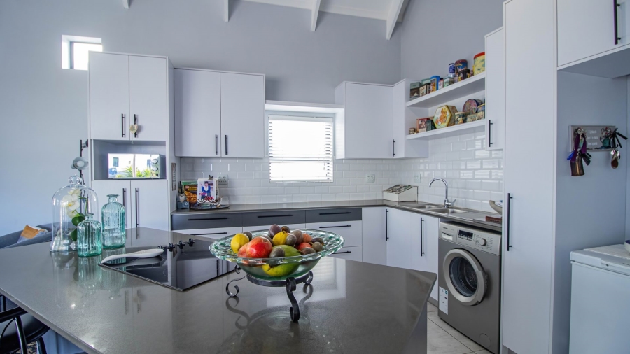 3 Bedroom Property for Sale in Jacobsbaai Western Cape